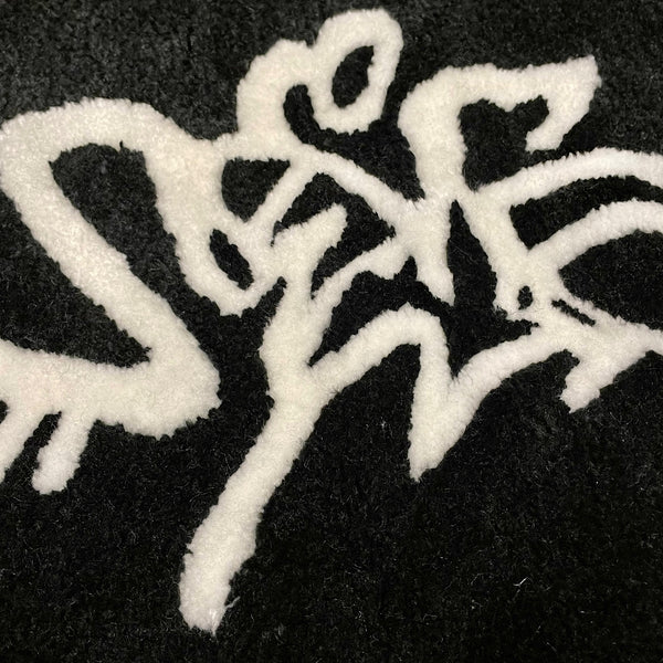 Nevs Tag Rug by Nevs